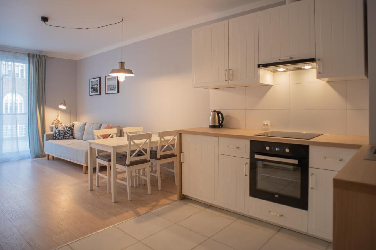 Golden Apartments กดัญสก์ ภายนอก รูปภาพ