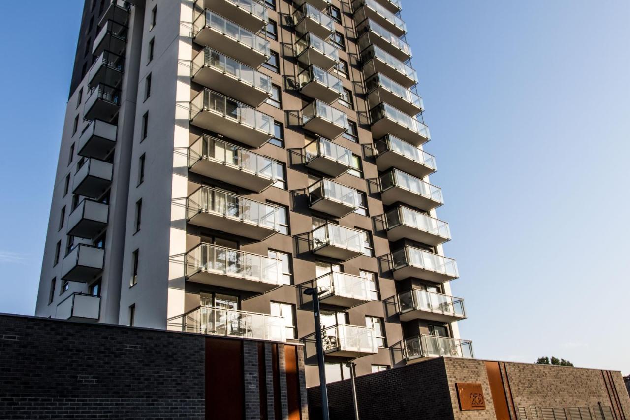 Golden Apartments กดัญสก์ ภายนอก รูปภาพ